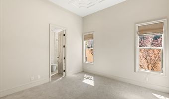 3040 American River Ln, Las Vegas, NV 89135