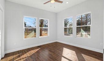 5 McGee St, Belton, SC 29627