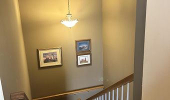 504 Kelly Cir, Altamont, NY 12009