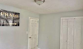 55 Valley Rd, Bayonne, NJ 07035