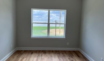 65 Grant Ave, Carteret, NJ 07008