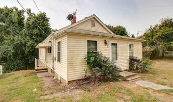 645 Elfgen St, Alton, IL 62002