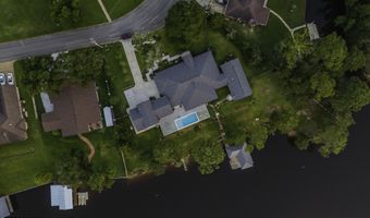 927 N Shore Dr, Biloxi, MS 39532
