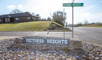 701 Victoria Heights Ter, Salina, KS 64701