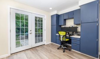 78 South Rd, Colchester, CT 06415