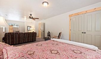 23 Waterline Ln, Cascade, ID 83611