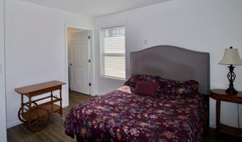 127 Calhoun St, Alderson, WV 24910