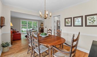 1533 N Belmont Ave, Arlington Heights, IL 60004