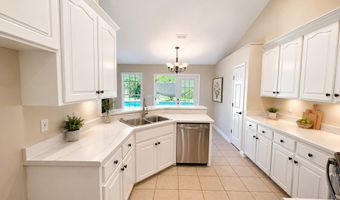 124 Rivervale Dr, Bainbridge, GA 39817
