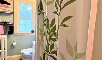 25 Pinedale Rd 3, Boston, MA 02131