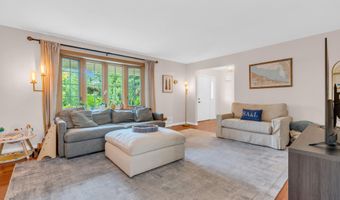 118 E Highland Ave, Atlantic Highlands, NJ 07716
