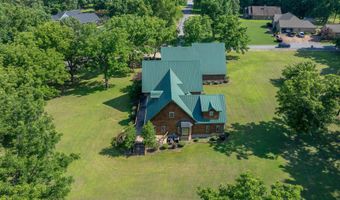 100 Plantation Ln, Batesville, AR 72501