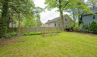 1013 Washington Ave, Albany, NY 12206