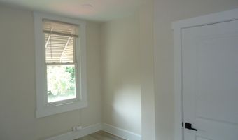 2807 CLIFTON Ave, Baltimore, MD 21216