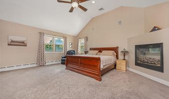 142 Cedar St, Amityville, NY 11701