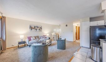838 Jonathan Dr, Apple Valley, MN 55124