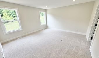 8344 Kettle Oak Dr SE, Alto, MI 49302