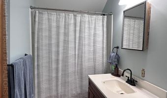 709 N St, Aurora, NE 68818