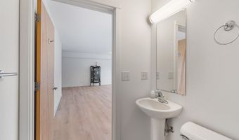 193 St. Paul St 101, Burlington, VT 05401