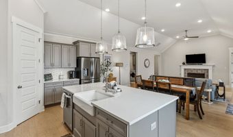 12556 GOLDEN BELL Dr N, Arlington, TN 38002