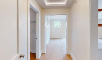 4 Longview Dr 403, Atkinson, NH 03811