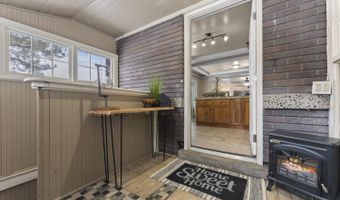 521 S University Ave, Blackfoot, ID 83221