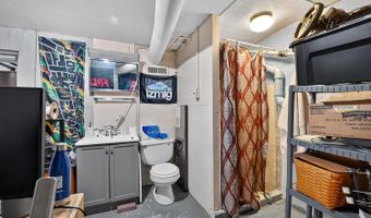 173 Market St, Aurora, IN 47001