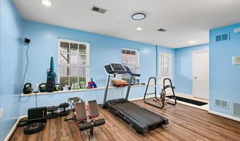 4724 POLE Rd, Alexandria, VA 22309
