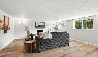 6300 TOPKE Pl NE, Albuquerque, NM 87109