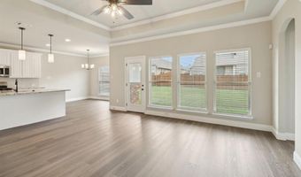212 Navajo Trl, Alvarado, TX 76009