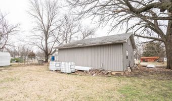 1117 State St, Altoona, KS 66710
