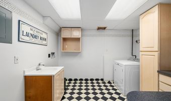 4417 EVERTON Dr, Cheyenne, WY 82009
