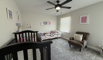 1550 W GOLDENGATE Dr, Addison, IL 60101