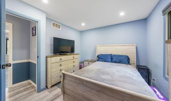 20 Woodland Rd, Bayville, NJ 08721