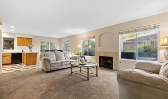 609 Jacks Creek Rd, Escondido, CA 92027