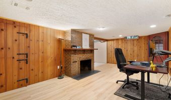 512 6th Ave SW, Austin, MN 55912