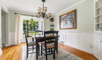 102 Winston Rd, Akron, OH 44313