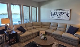 580 Linden Dr 208, Arnolds Park, IA 51331