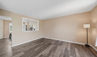 824 S Chillicothe Rd 2, Aurora, OH 44202