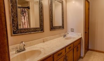 68 Smart Rd, Baxley, GA 31513