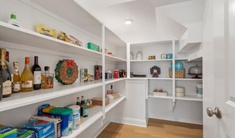 203 Weddington Park Ln, Apex, NC 27523