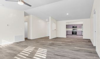 34380 S Cholla Dr, Black Canyon City, AZ 85324