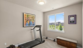 17163 SW WOODPECKER Ln, Beaverton, OR 97007