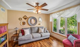 237 19th St SW, Altoona, IA 50009
