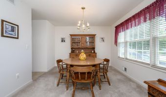 21 Catalina Ave, Barnegat, NJ 08005