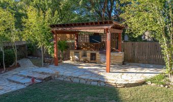 8 Oak Meadow Cv, Batesville, AR 72501