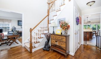 473 Hart St, Bristol, CT 06010