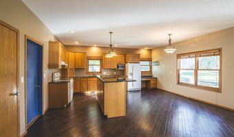 5862 Villa Rd, Alta, IA 51002