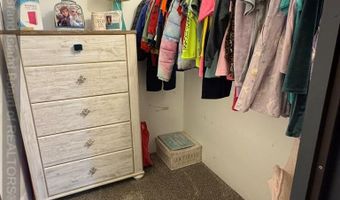 807 6th St, Aurora, NE 68818