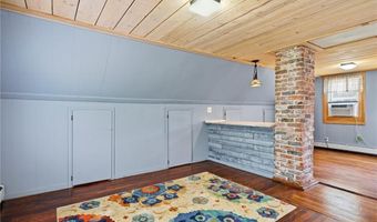 158 Ten Rod Rd, Exeter, RI 02822